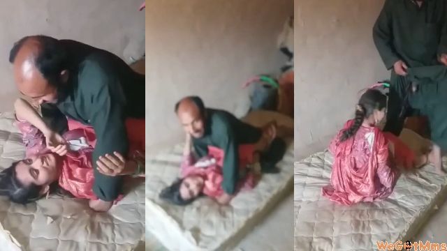 Abbu se apni chut marwati jawan paki muslim ladki